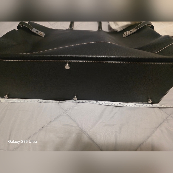 FERRAGAMO GANCINI VINTAGE NEW Padlock Black Leather Men's Bag - Picture 16 of 16